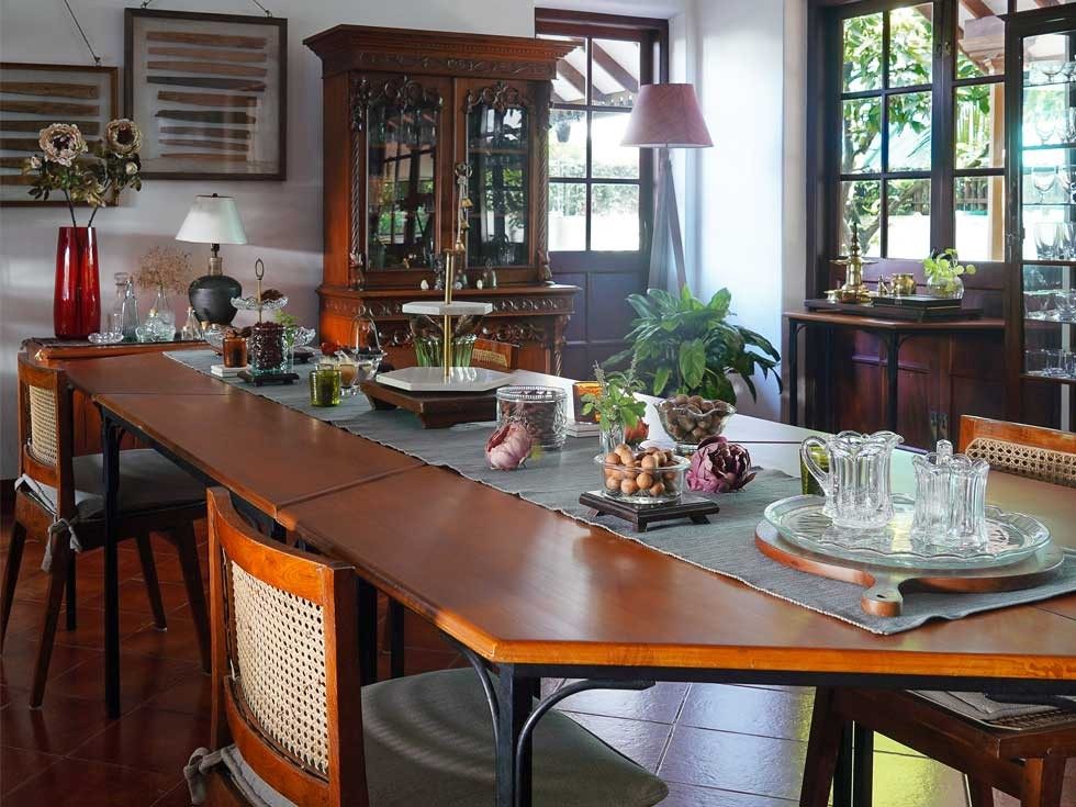 Long dining table – Beautiful Homes